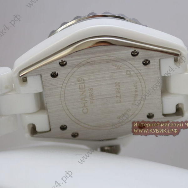 CHANEL J12 White (код 069)