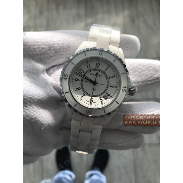 CHANEL J12 White (код 072)