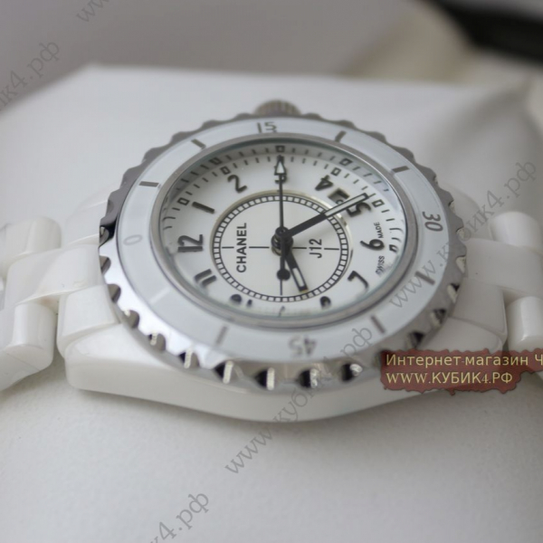 CHANEL J12 White (код 072)