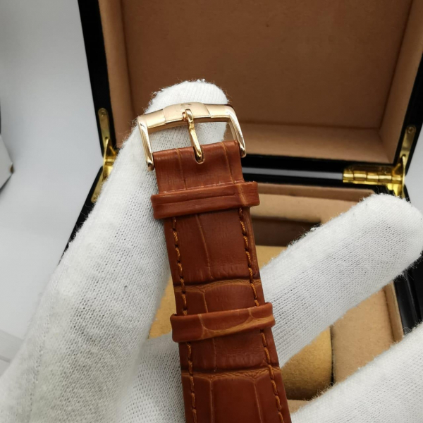 Piaget (код 055)