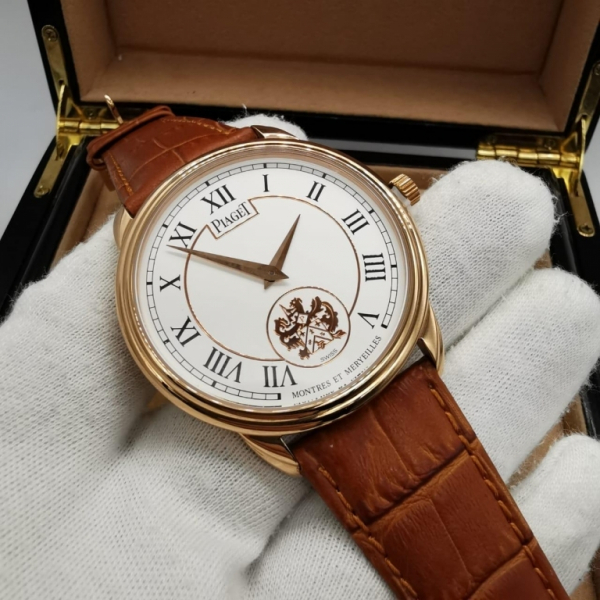 Piaget (код 055)