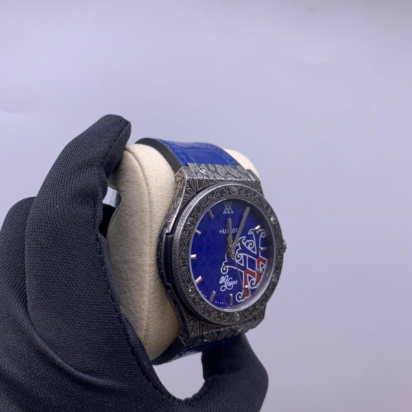 HUBLOT Classic fusion fuente (код 408-02)