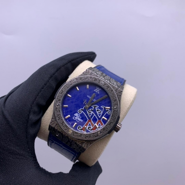 HUBLOT Classic fusion fuente (код 408-02)
