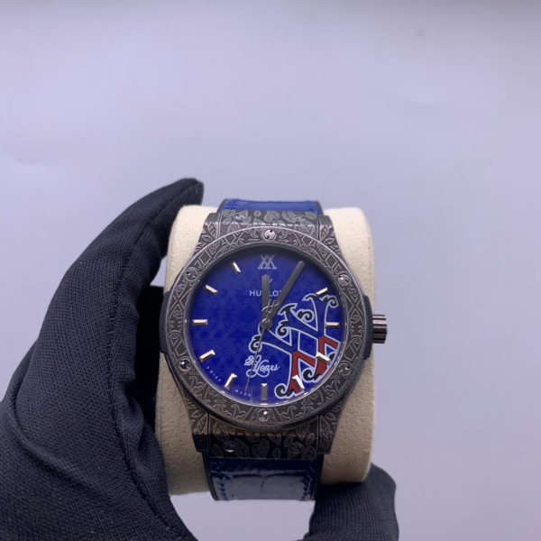 HUBLOT Classic fusion fuente (код 408-02)