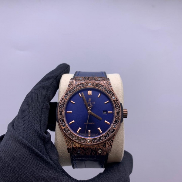 HUBLOT Classic fusion fuente (код 607)