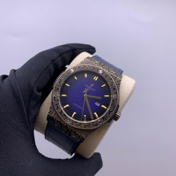 HUBLOT Classic fusion fuente (код 608)