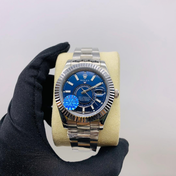 Rolex Sky-Dweller (код 114-02)