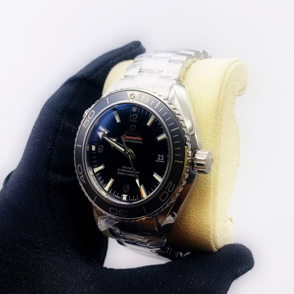 OMEGA PLANET OCEAN 600M CO‑AXIAL MASTER CHRONOMETER 43,5 MM код 170)