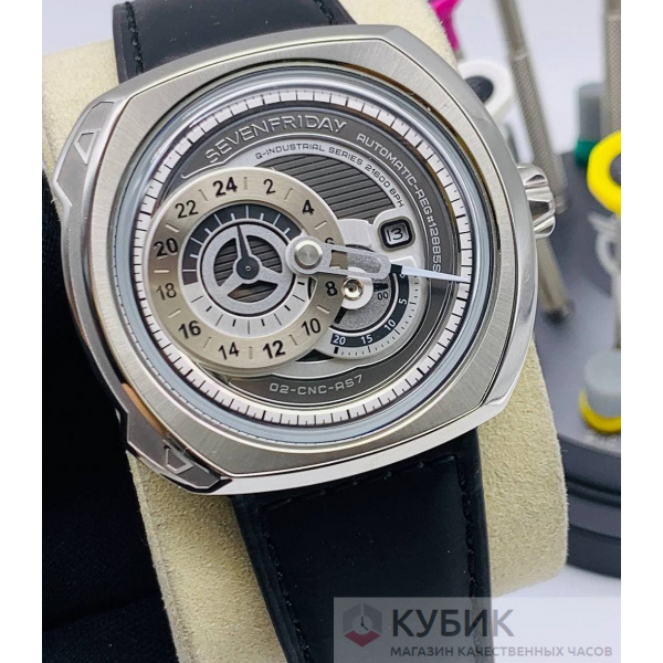 SEVENFRIDAY Q1/01 (код 047)