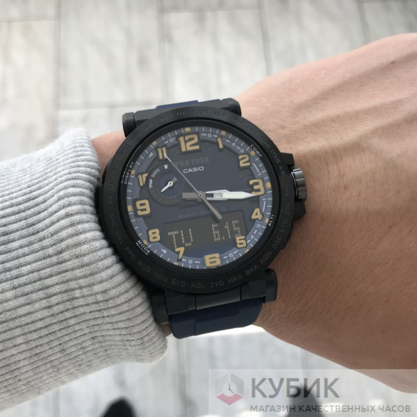 Спортивные электронные часы (код 147)