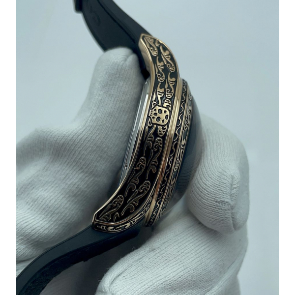 Corum Skull (код 035)