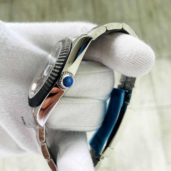 Rolex Oyster Perpetual Milgauss (код 382)