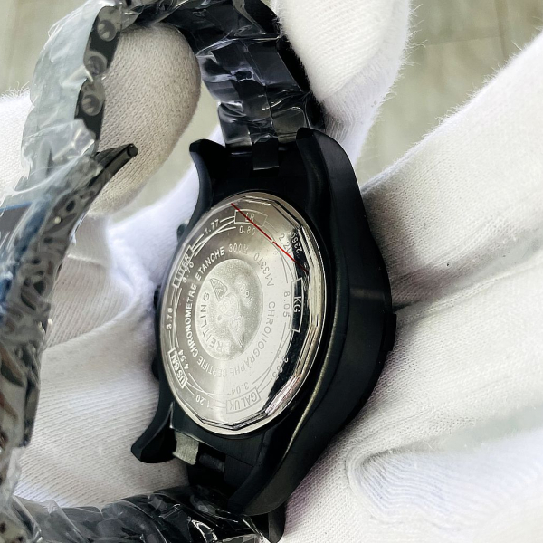 BREITLING Chronometer Avenger (код 390)