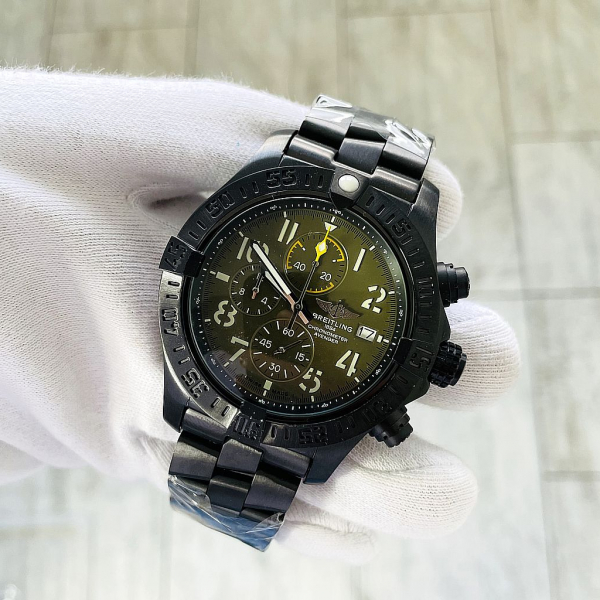 BREITLING Chronometer Avenger (код 390)