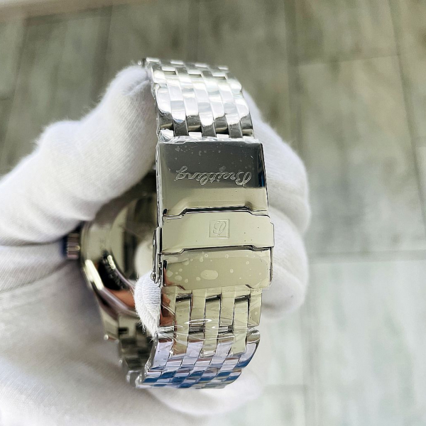 BREITLING Chronometre Navitimer (код 379-01)