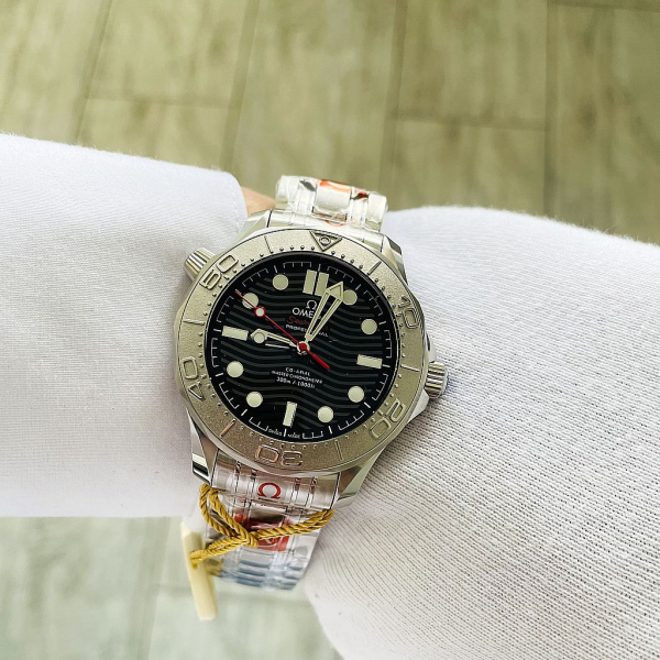Omega Seamaster Professional (код 329)