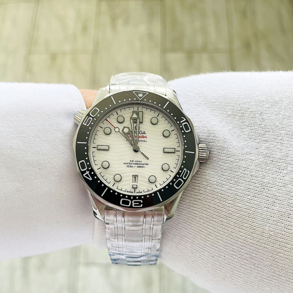 Omega Seamaster Professional (код 330)