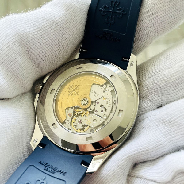 Patek Philippe Aquanaut (код 247-03)