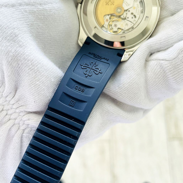 Patek Philippe Aquanaut (код 247-03)