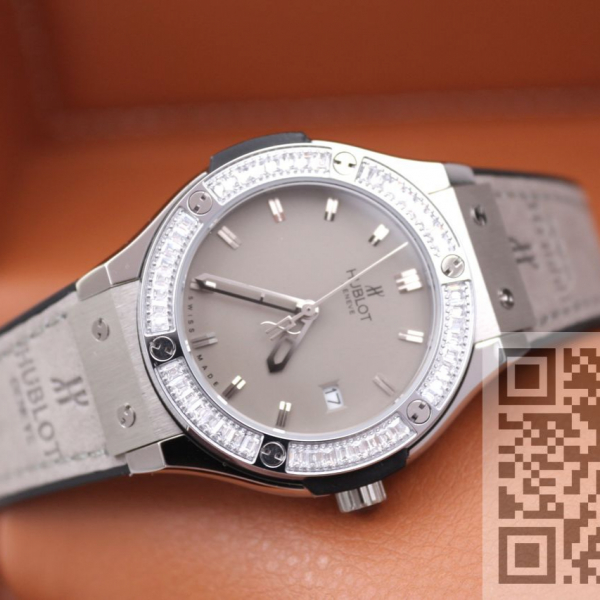 HUBLOT Classic Fusion Tutti Frutti (код 749)