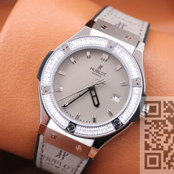 HUBLOT Classic Fusion Tutti Frutti (код 749)