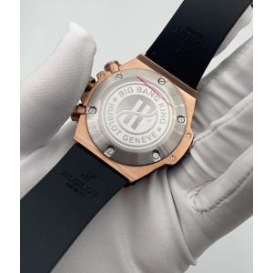 HUBLOT Big Bang (832-01) HUBLOT Big Bang (832-01)