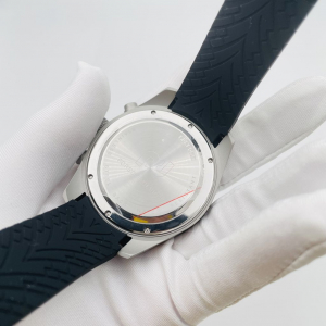 Porsche Design (код 049)