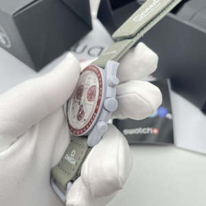Omega SPEEDMASTER (код 351) Omega SPEEDMASTER (код 351)