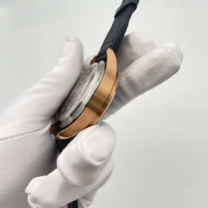 IWC Schaffhausen (код 135)