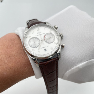 IWC Schaffhausen (код 141)