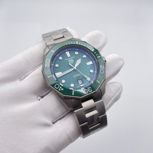 Tag Heuer Aquaracer (КОД 381) Tag Heuer Aquaracer (КОД 381)