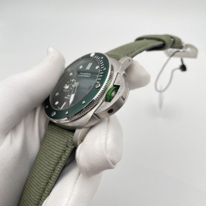 PANERAI Luminor Submersible (код 171) PANERAI Luminor Submersible (код 171)
