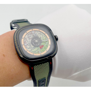 SEVENFRIDAY (код 051)