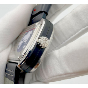 SEVENFRIDAY (код 056)