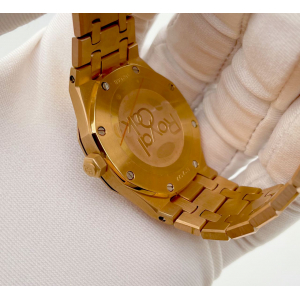 Audemars Piguet Royal Oak Lady (код 366) Audemars Piguet Royal Oak Lady (код 366)