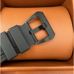 PANERAI Luminor (код 180) PANERAI Luminor (код 180)