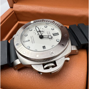 PANERAI Luminor Submersible (код 180) PANERAI Luminor Submersible (код 180)