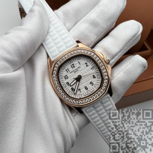 Patek Philippe Nautilus Lady (код 358) Patek Philippe Nautilus Lady (код 358)