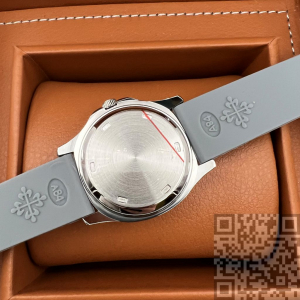 Patek Philippe Nautilus Lady (код 370) Patek Philippe Nautilus Lady (код 370)