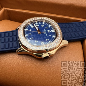 Patek Philippe Nautilus Lady (код 374) Patek Philippe Nautilus Lady (код 374)