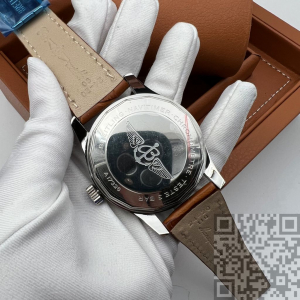 BREITLING Chronometer Navitimer (код 437)