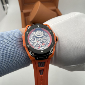 HUBLOT Big Bang Tourbillon SR_A by Samuel Ross (код 870) HUBLOT Big Bang Tourbillon SR_A by Samuel Ross (код 870)