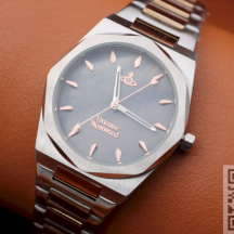 Vivienne Westwood (код 880)