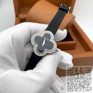 Van Cleef & Arpels (код 944)