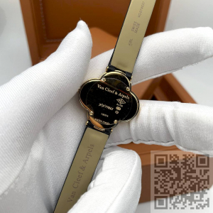 Van Cleef & Arpels (код 945) Van Cleef & Arpels (код 945)