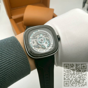 SEVENFRIDAY (код 1009) SEVENFRIDAY (код 1009)