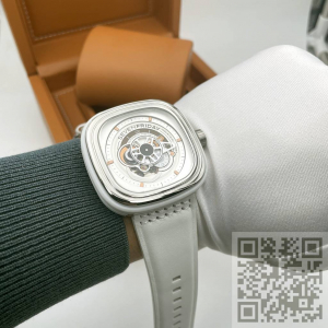 SEVENFRIDAY (код 1015)