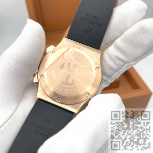 HUBLOT Classic Fusion Chronograph (код 1125) HUBLOT Classic Fusion Chronograph (код 1125)