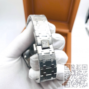 Audemars Piguet ROYAL OAK (код 402) Audemars Piguet ROYAL OAK (код 402)