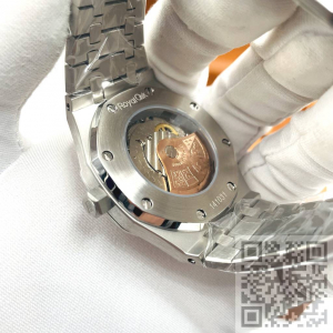Audemars Piguet Royal Oak (код 409) Audemars Piguet Royal Oak (код 409)